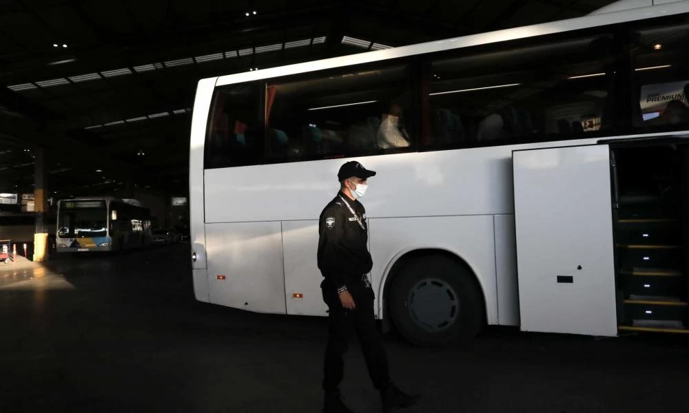 Χανιά: Ο οδηγός του λεωφορείου δεν σκέφτηκε ούτε στιγμή να κρατήσει τα τιμαλφή που βρήκε